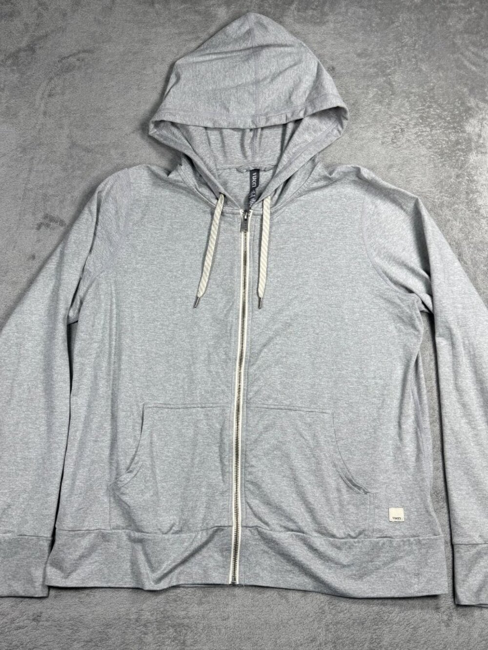 Vuori Halo Performance Hoodie 2.0 Womens XL Grey Zip Up Jacket Yoga Travel Gym